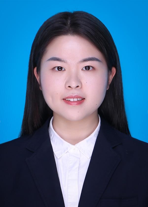 IMG_7676-刘依阳 金融.jpg