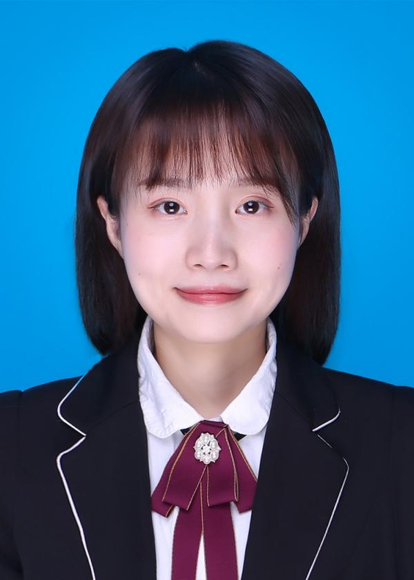 IMG_7621-李筱妍 会计.jpg