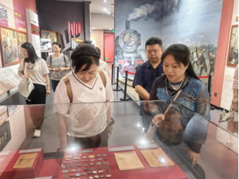 “凝心铸魂淬党性，实干担当促发展”主题党日活动